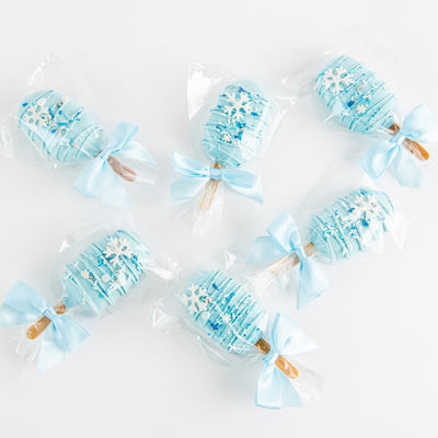 Winter Snowflake Cakesicles - Sweet E's Bake Shop - Sweet E's Bake Shop