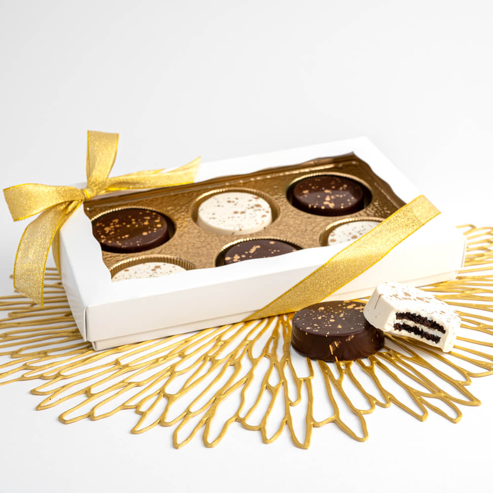 Congrats Grad Chocolate Oreo Gift Box - Sweet E's Bake Shop - Sweet E's Bake Shop