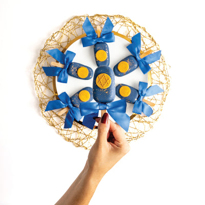 Hanukkah Cakesicles