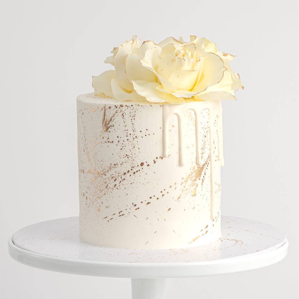 Golden Luxe Cake - Sweet E's Bake Shop