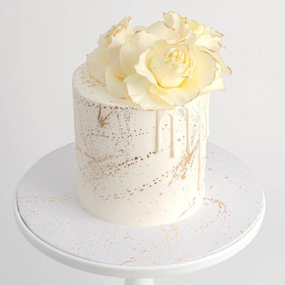 Golden Luxe Cake - Sweet E's Bake Shop