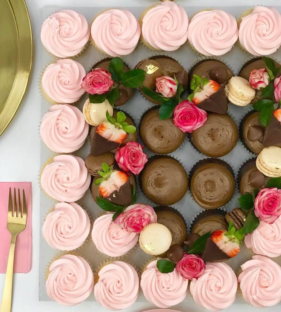 Heart Cupcake Tray - Sweet E's Bake Shop